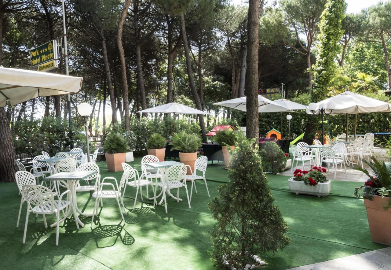קרביה Park Hotel Pineta מראה חיצוני תמונה